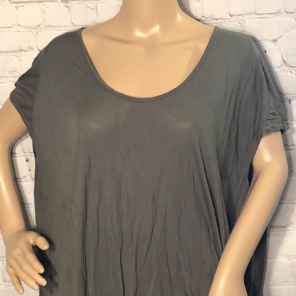 Philosophy Loose Fitting Top Asymmetrical … - Picture 2 of 10
